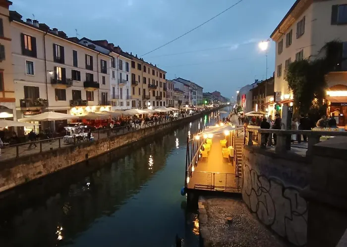 Naviglio Grande Mediolan